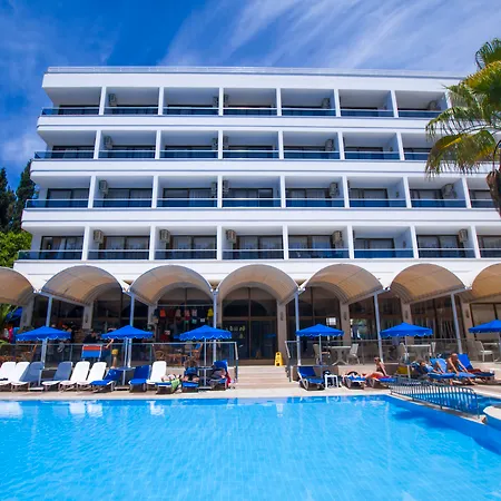 K Maris Hotel