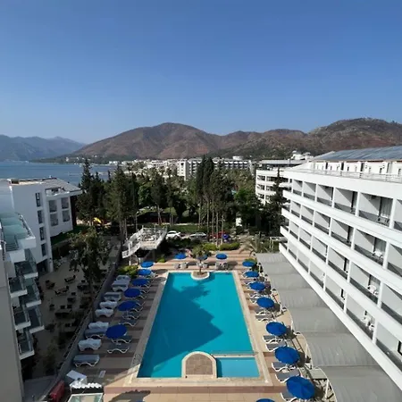 Hotel Kayamaris 4*