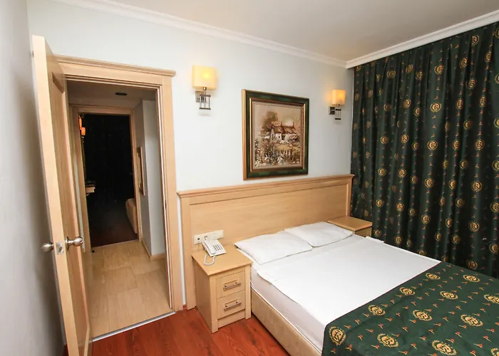 Kayamaris Hotel