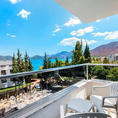 Hotel K Maris Hotel 4*