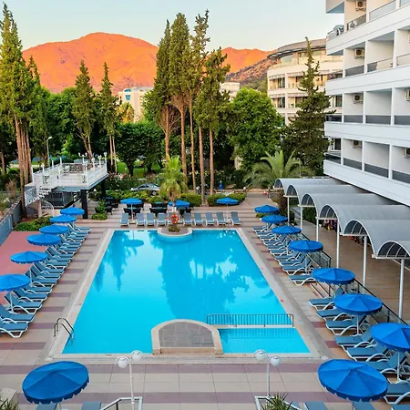 K Maris Hotel