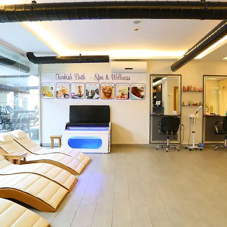 K Maris Hotel 4*